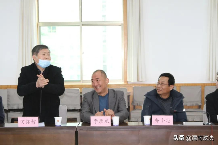 合阳检察院召开教育整顿“开门纳谏”座谈会(组图)