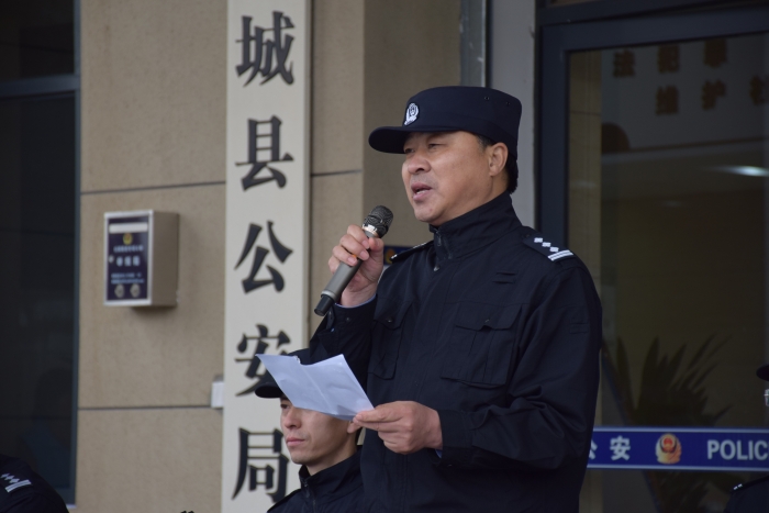 又帅又飒!今天蒲城警营战斗力爆棚—蒲城县公安局成功举办教育整顿暨春训练兵会操活动