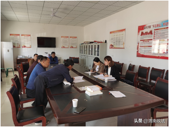 渭南中院行政庭开展“我为群众办实事”实践活动（图）