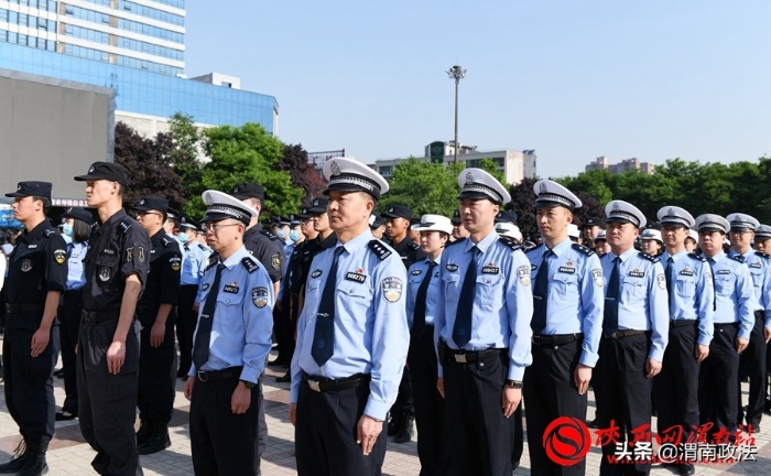 渭南公安开展队伍教育整顿“向人民报告” 集中宣传活动（组图）