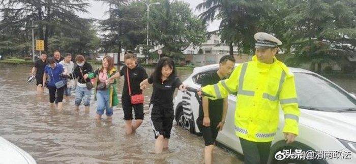 7月1日 渭南政法一线微报（组图）