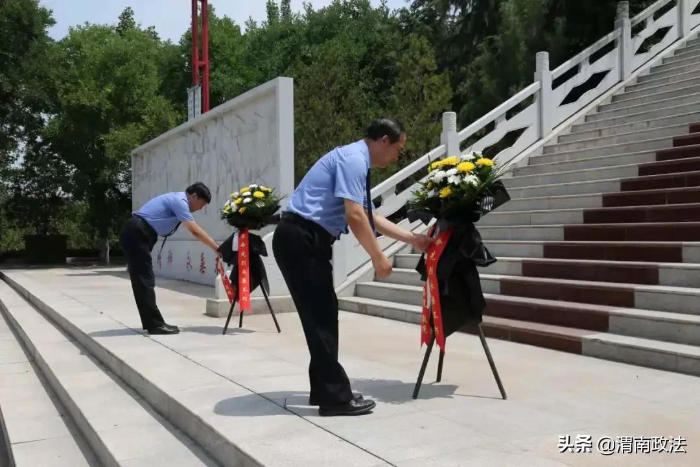 渭南市人民检察院第十六党支部开展“寻访革命旧址、保护革命文物、传承革命精神”主题党日活动（图）