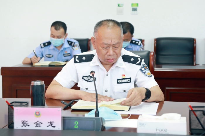 渭南市公安局召开党委(扩大)会议迅速贯彻落实中省市疫情防控会议精神