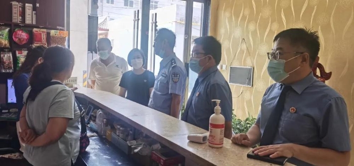 澄城县人民检察院联合多部门对旅馆业未成年人入住进行专项检查。