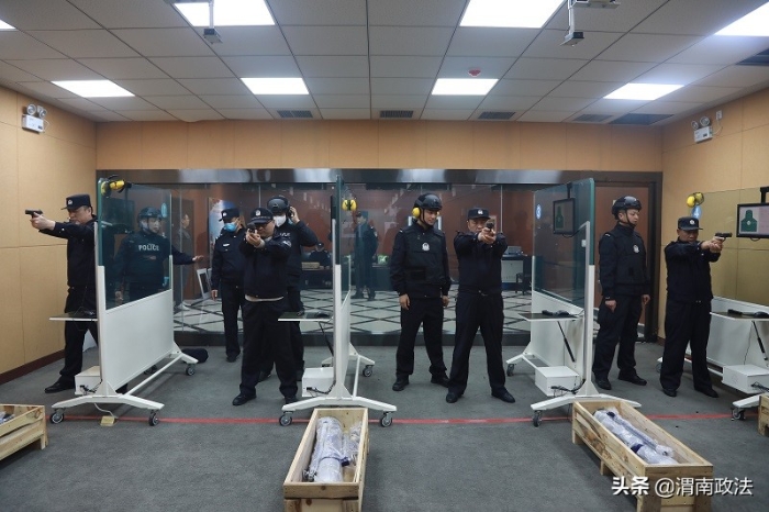 渭南市公安局开展机关民警实弹射击训练