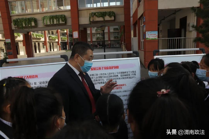 渭南市人民检察院：法治进校园 检察伴成长（图）