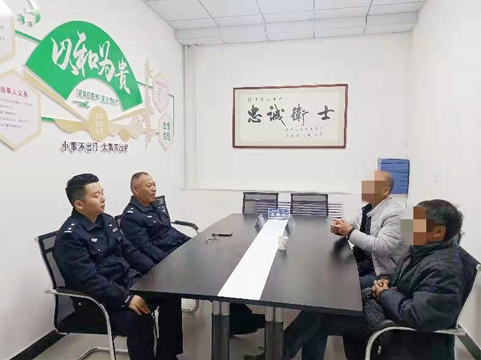 11月19日，澄城公安冯原派出所成功调解了一起家庭矛盾纠纷。