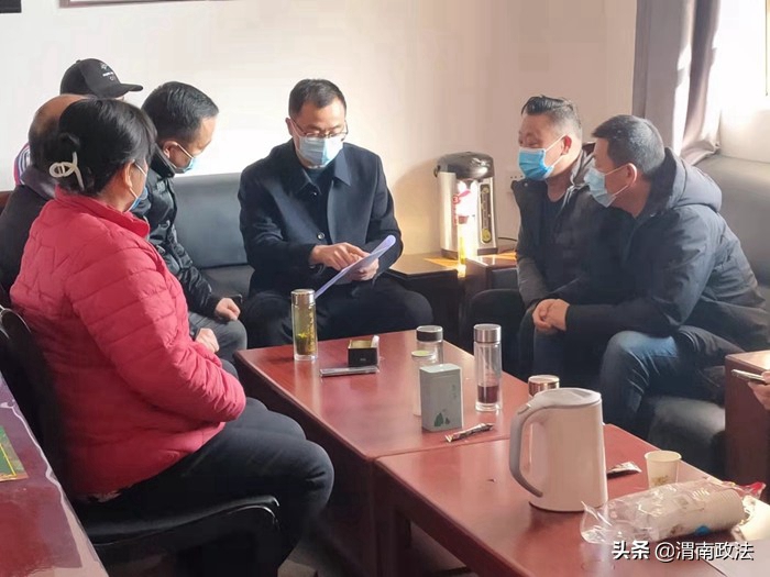 华阴市委政法委“三个一”扎实推进巩固脱贫攻坚成果。