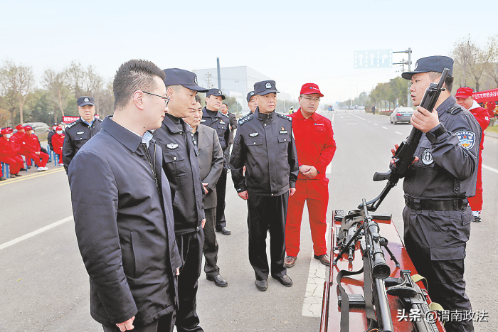 铸盾亮剑守平安 砥砺奋进写华章——渭南市公安局经开分局2021年重点亮点工作纪实