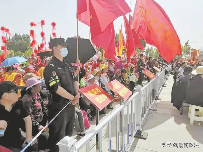 致敬警察节 渭南公安交出“平安答卷”（组图）