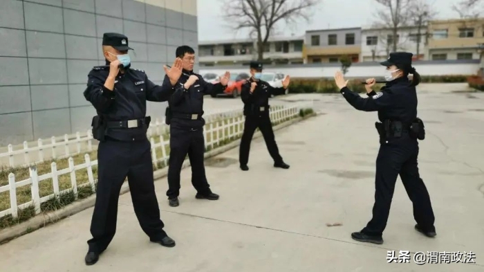 厉兵秣马练精兵 渭南公安全警武器警械专项训练进行中!(图)
