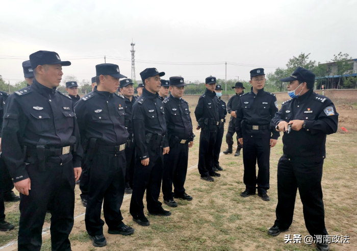 以考促训 实战砺兵 渭南全警武器警械集训月考核送教圆满成功！