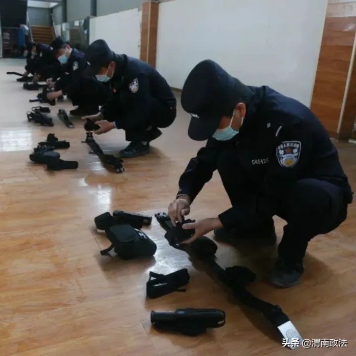 以考促训 实战砺兵 渭南全警武器警械集训月考核送教圆满成功！