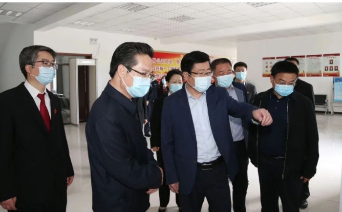 贺世辉到合阳法院调研指导工作。