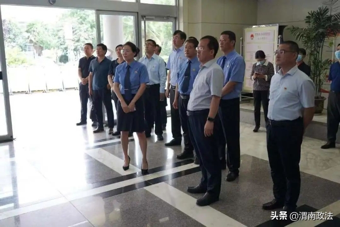 渭南市人大常委会副主任薛清军到渭南市检察机关开展未成年人检察工作专题调研（图）