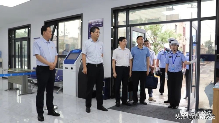 渭南市委政法委督导检查白水县“喜迎二十大 忠诚保平安”主题活动开展情况。