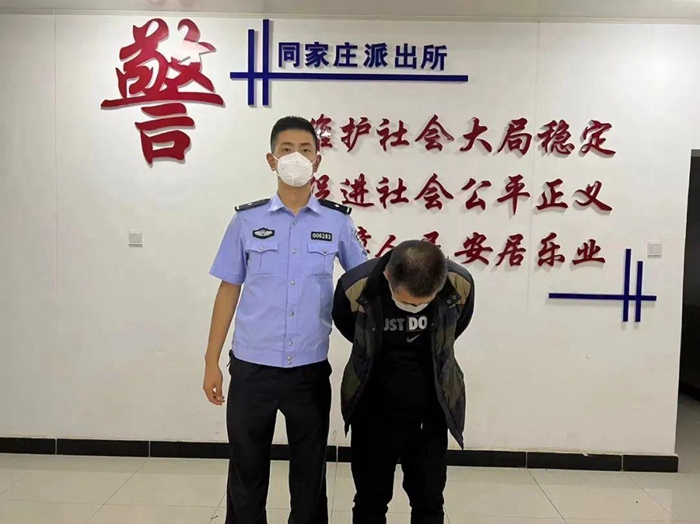 合阳民警真情规劝，感化逃犯自首。