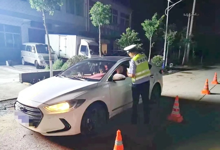 蒲城公安多措并举深入推动夏季治安打击整治“百日行动”。