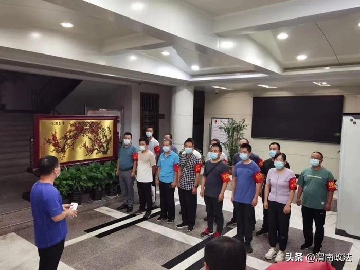 渭南检察干警积极参与疫情防控各项工作。