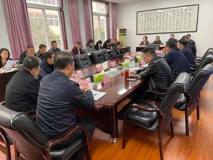 渭南市检察院召开全市基层检察院建设工作分析研判会。