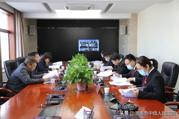 渭南中院党组成员、副院长李会民督导调研大荔法院工作。