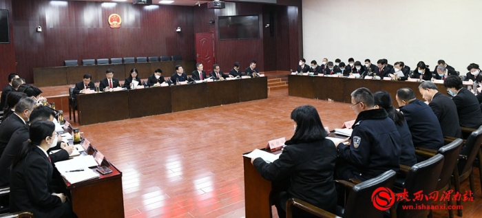 1月30日，渭南中院召开党组中心组扩大会议。记者 许艾学 摄