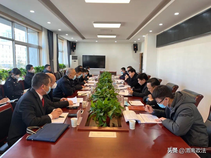 韩城市委常委、政法委书记卫高民督导防范化解网络安全风险工作。