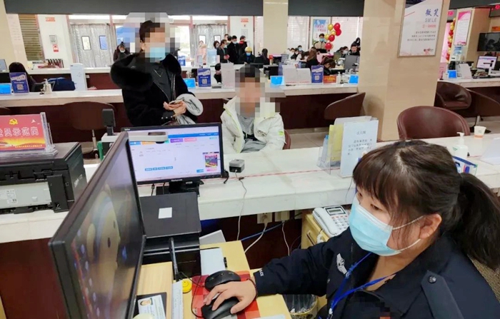 合阳公安完成首次申领居民身份证“跨省通办”业务获赞誉。