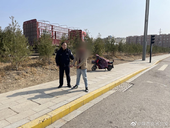 白水公安快速破获盗窃案件。
