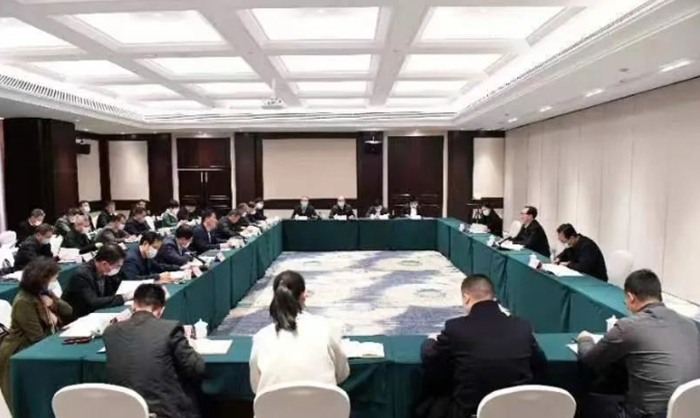 3月20日，省委平安陜西建設領導小組領導成員、省高院黨組書記、院長韓德洋到渭南市調研指導平安建設工作。