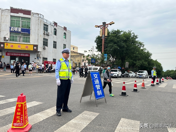 韩城市公安局交警大队精心准备，统筹部署，周密安排，净化道路交通环境。