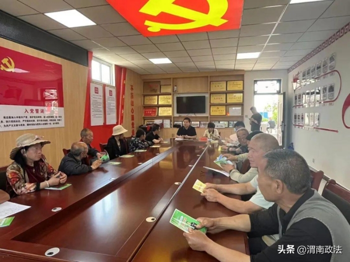澄城县司法局组织开展“以案释法”普法活动。
