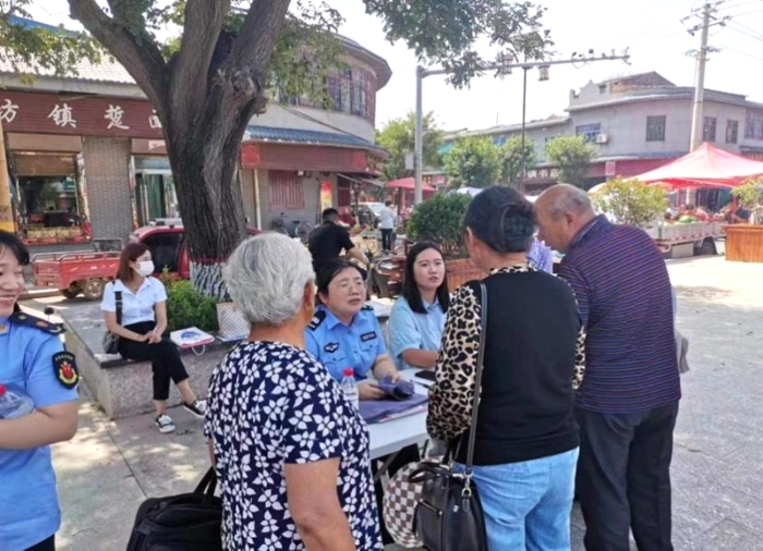 合阳县司法局积极开展道路交通安全和运输执法领域突出问题专项整治问卷调查活动。