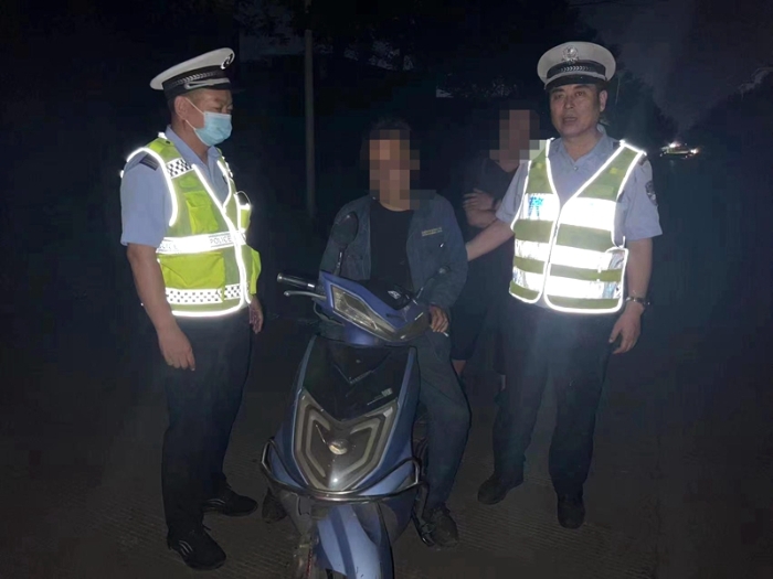 韩城公安交警查处一起酒驾违法行为。