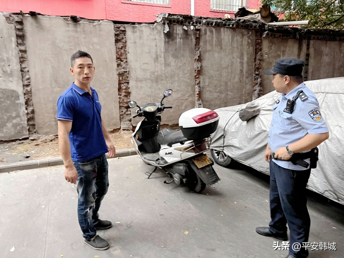 韩城公安帮助群众找到丢失的摩托车。