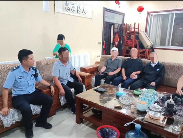 富平民警帮助群众找到失散10年亲人。