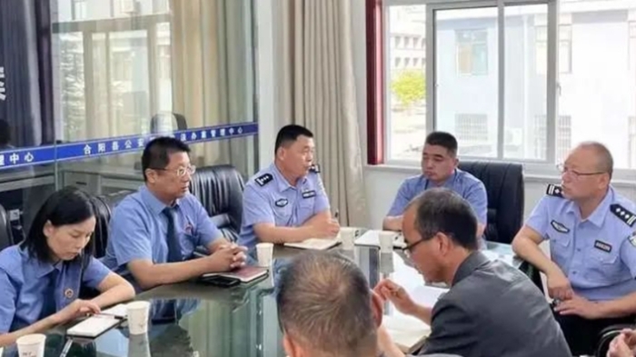 合阳县人民检察院、县人民法院与县公安局共同召开侦查监督与协作配合办公室联席会议。