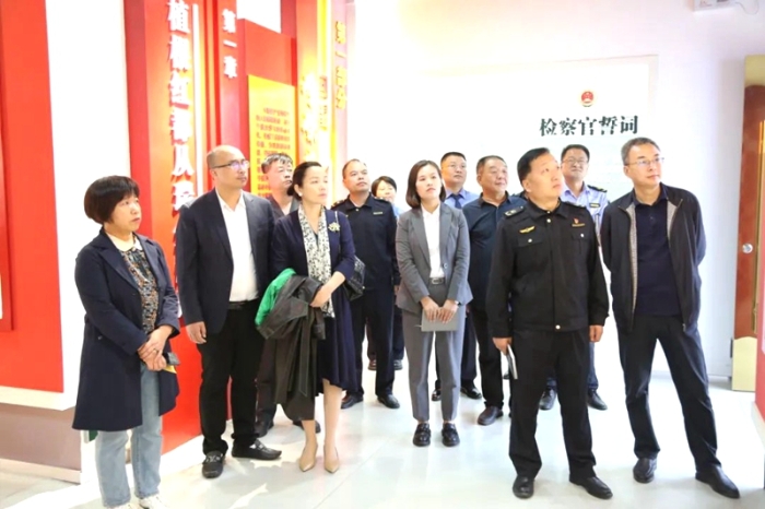 富平县人民检察院开展“生态环境公益诉讼检察助力美丽中国建设”检察开放日活动。