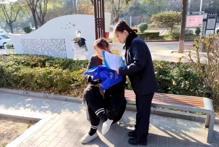 合阳县人民检察院开展防范非法集资宣传活动。