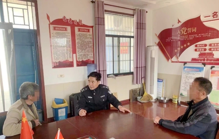 合阳公安成功帮群众化解“地畔子”纠纷。