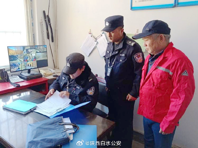 白水公安杜康派出所开展民爆企业安全大检查.