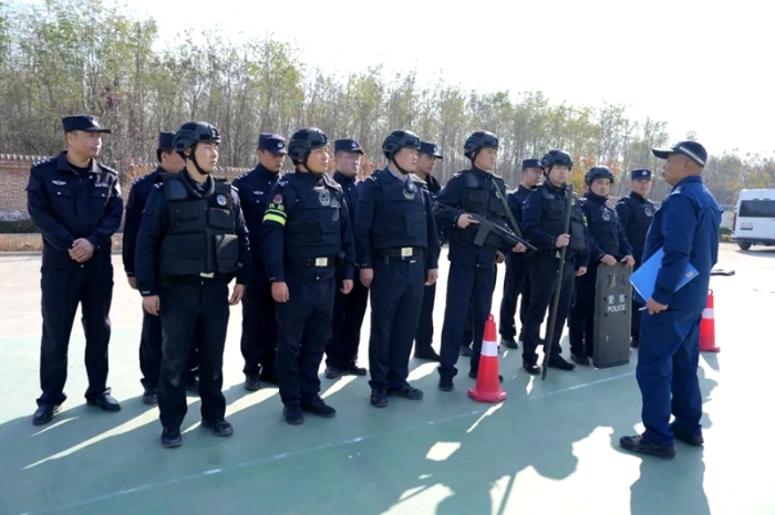 渭南公安举办警务实战技能实操互检考核竞赛。