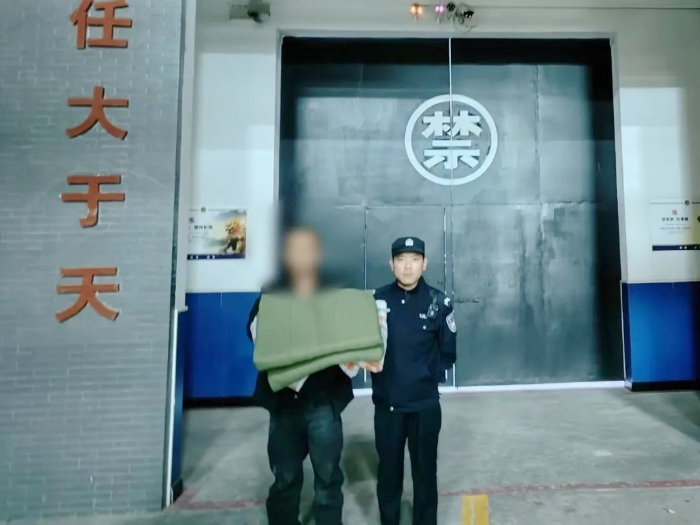 大荔县公安局许庄派出所破获系列盗窃案.