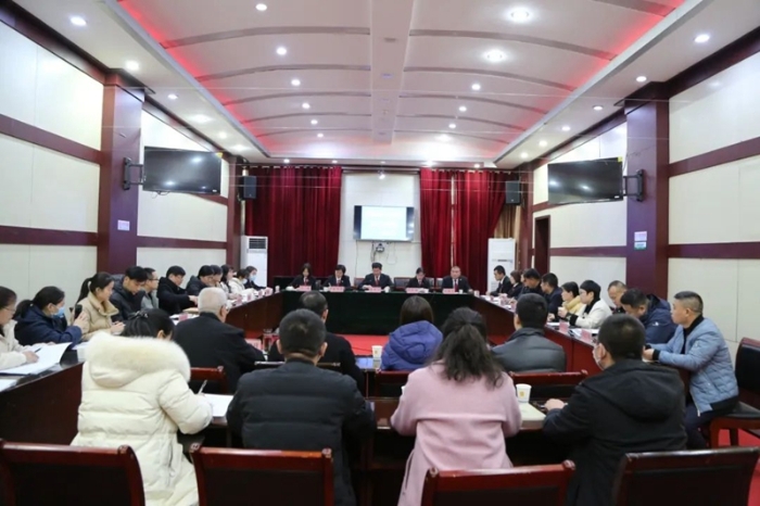 渭南中院召開新年鑒定工作座談會。