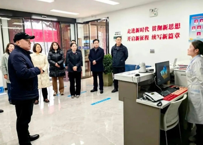 合阳县检察院联合多部门开展“法治体检”活动。