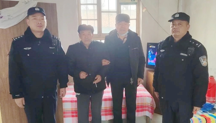 潼关公安帮助一位韩城籍老人寻找到失散30余年的两位亲人。