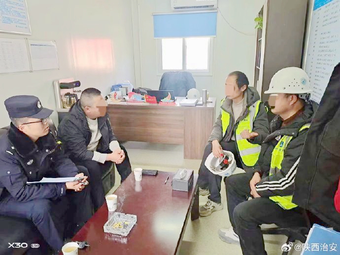 富平公安对邻里纠纷、家庭纠纷等进行全面细致的排查。
