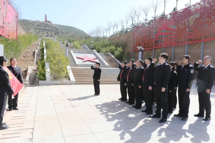 澄城县人民检察院组织开展“缅怀先烈忆初心,忠诚履职铸检魂”主题党日活动。 澄城县人民检察院组织开展“缅怀先烈忆初心,忠诚履职铸检魂”主题党日活动。