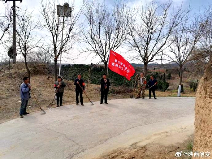 韩城公安开展消防安全检查。 韩城公安开展消防安全检查。