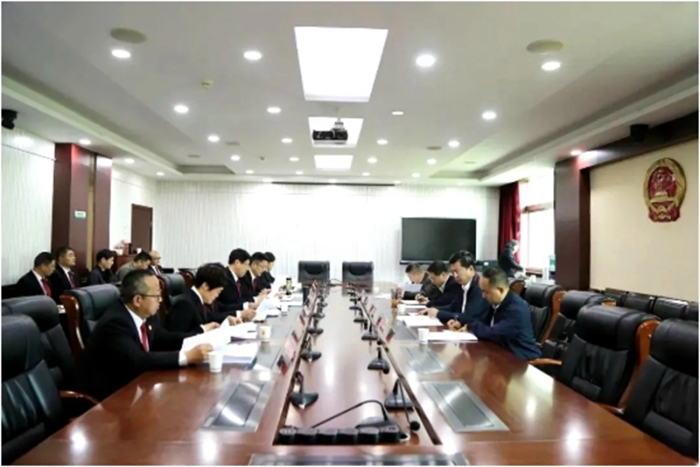 省高院督导检查渭南法院常态化扫黑除恶斗争工作。